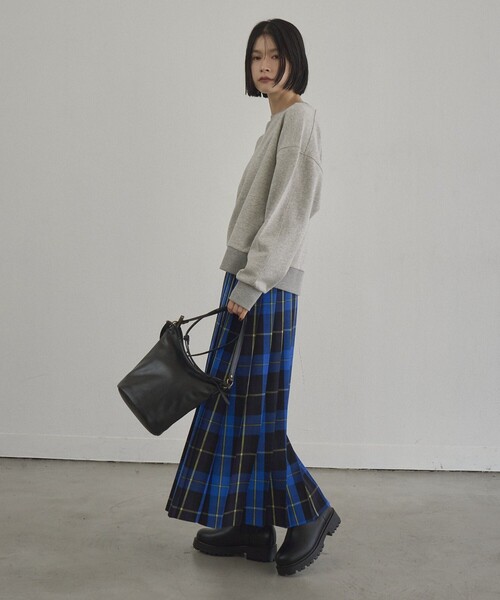 PENNEYS(ぺニーズ)の「【Penneys(ぺニーズ)別注】配色アソートガゼット裏毛スウェット(スウェット・レディース・ナチュラル/ライトピンク/コバルトブルー/ライム/ダークグレー/ワインレッド・M/L)」の15枚目の写真