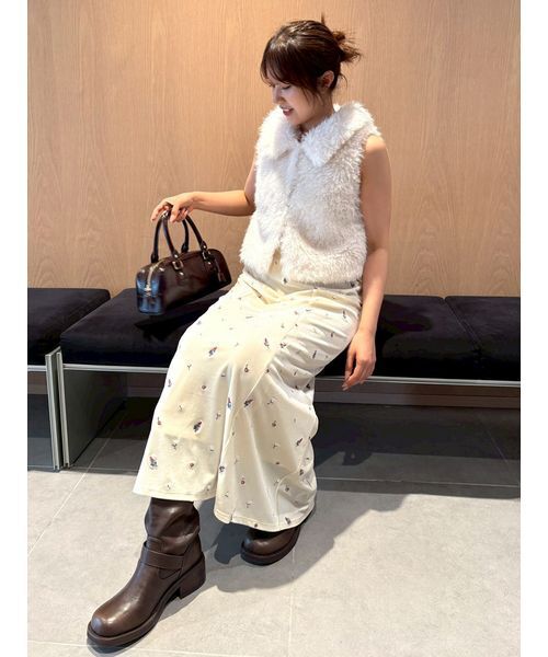 LILY BROWN(リリーブラウン)の「ベロア刺繍ワンピース(ワンピース・レディース・ブルー/ブラック/アイボリー・F)」の19枚目の写真