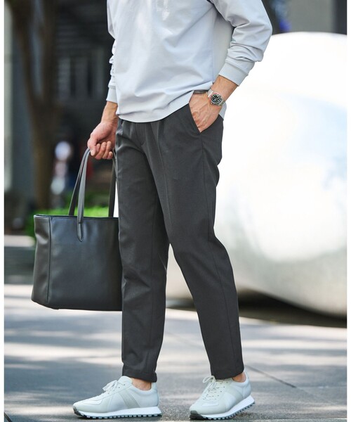 green label relaxing(グリーンレーベルリラクシング)の「【WEB限定】JUST fit ウールライク 1プリーツ イージーパンツ -ストレッチ-(その他パンツ・メンズ・ダークグレー/ブラック/ネイビー/ダークブラウン/オリーブ・M/L/S/XS/XXL/XL)」の1枚目の写真