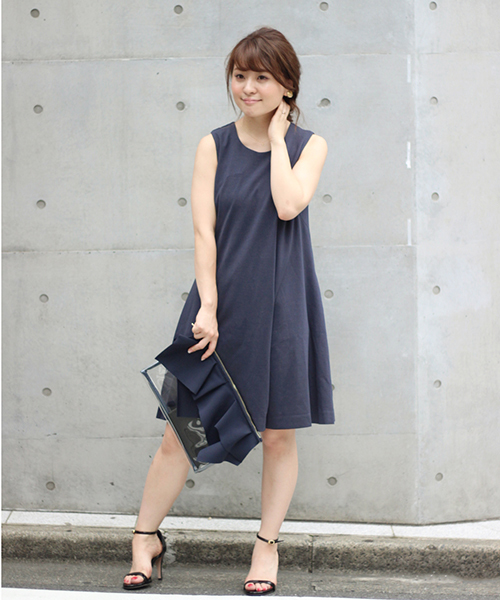 LIMITLESS LUXURY(リミットレスラグジュアリー)の「ノースリーブカットオールインワン◆(サロペット/オーバーオール・レディース・ホワイト/ベージュ/ネイビー・38/36)」の22枚目の写真