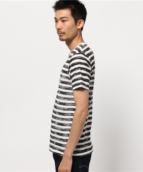 VENCEEXCHANGE（ヴァンスエクスチェンジ）の「カスレボーダープリントT（Tシャツ/カットソー・メンズ・ブルー/ブラック・MEDIUM/SMALL/LARGE）」の3枚目の写真