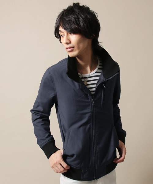 THE CASUAL(カジュアル)の「撥水 ライト マウンテンパーカー ジャケット ブルゾン(マウンテンパーカー・メンズ・グレー/ブラック/ブルー系その他2/ワイン/チャコール/ネイビー/ブルー系その他/チェック/ベージュ系その他/レッド系その他/ベージュ/イエロー系その他/杢グレー/グリーン系その他/カーキ/グリーン/グリーン系その他2・L/XL/M/S)」の4枚目の写真