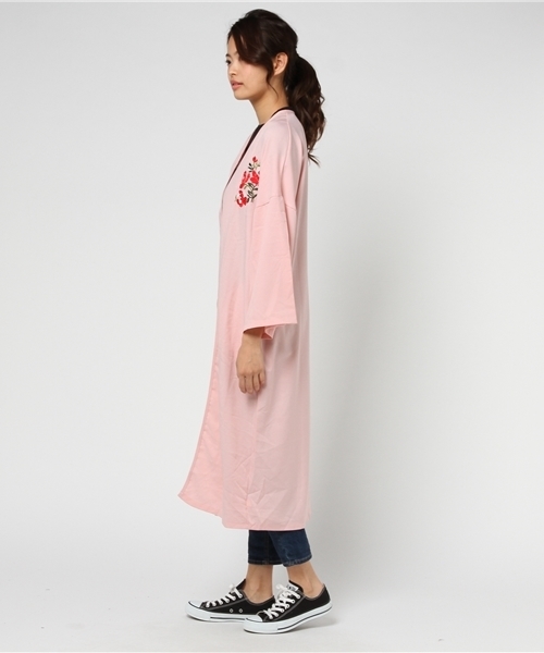 MERLOT（メルロー）の「フラワー刺繍ガウン4991（カーディガン/ボレロ・レディース・ベージュ/ネイビー/ブラック/ピンク・FREE）」の7枚目の写真