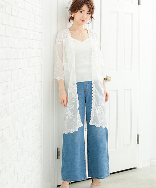 Color(カラー)の「刺繍レースロングガウン(カーディガン/ボレロ・レディース・ホワイト/ブラック・MEDIUM)」の11枚目の写真