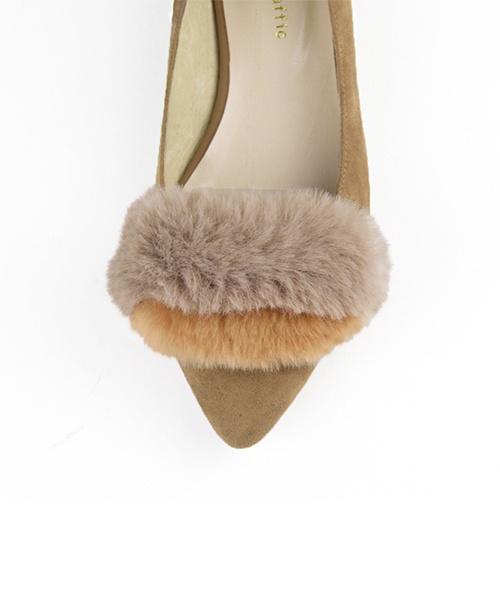 ORiental TRaffic（オリエンタルトラフィック）の「SPECIAL PRICE★バイカラーファーパンプス★7320（パンプス・レディース・ブラック/ブラウン/ベージュ・38/41/36/37/34/33/39/40/35/43/42）」の9枚目の写真