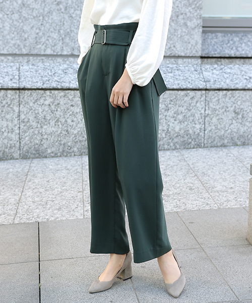 laboratory work（ラボラトリーワーク）の「タックベルトワイドパンツ（その他パンツ・レディース・ブラック/グリーン/キャメル・MEDIUM）」の9枚目の写真