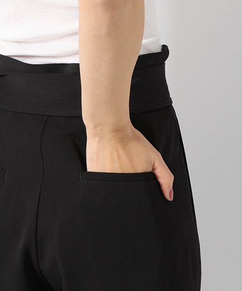 laboratory work（ラボラトリーワーク）の「タックベルトワイドパンツ（その他パンツ・レディース・ブラック/グリーン/キャメル・MEDIUM）」の15枚目の写真