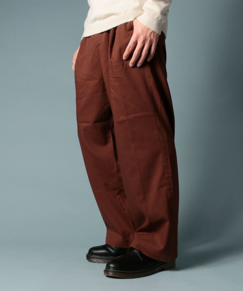 THE CASUAL(カジュアル)の「TRストレッチ タックルーズ ワイドテーパード スラックスパンツ(スラックス・メンズ・カーキ/ストライプ/ブラック/グレー/ネイビー/テラコッタ/ワイン/チャコール/ベージュ/チェック/ベージュ系その他/ブラウン/グリーン系その他/インディゴブルー/ダークインディゴブルー/ワンウォッシュ/ブラック系その他/ベージュ系その他2/グレー系その他/ベージュ系その他3/ベージュ系その他4/ブラック系その他2/ブラウン系その他2/ブルー系その他/ブラウン系その他/ベージュ系その他5/ベージュ系その他6/ブラック系その他3/ブラック系その他4/ブラック系その他5/グレー系その他2/レッド系その他/グリーン系その他2/グリーン系その他3/ブルー系その他2/ブルー系その他3/ホワイト系その他/オフホワイト/ブラウン系その他3/ブラウン系その他4・M/L/XL/S)」の19枚目の写真