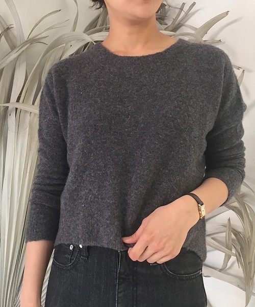 TODAYFUL（トゥデイフル）の「ラウンドヘムヤックニット（ニット/セーター・レディース・キナリ/チャコールグレー/モカ/カーキ/ピンク・FREE）」の8枚目の写真