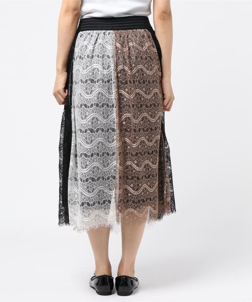 GeeRA(ジーラ)の「レース配色切替スカート(スカート・レディース・ブラック/ネイビー・LARGE/X-LARGE/MEDIUM)」の4枚目の写真