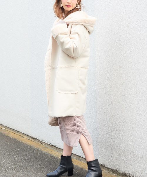 natural couture(ナチュラルクチュール)の「フードエコムートンコート(ムートンコート・レディース・アイボリー/キャメル/ピンク系その他/ピンク系その他2・FREE)」の6枚目の写真