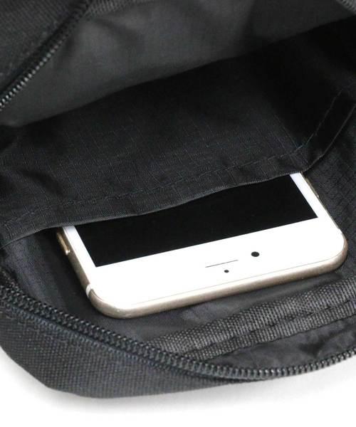 BEN DAVIS(ベンデイビス)の「BEN DAVIS/ベンデイビス ワンポイント メッシュポケット ミニショルダーバッグ/ネックポーチ(ショルダーバッグ・メンズ・ネイビー/ピンク/レッド/ブラック・FREE)」の14枚目の写真