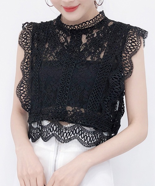 Grandeir(グランディール)の「刺繍レース プチハイネック トップス(シャツ/ブラウス・レディース・ホワイト/ブラック/グレー・M)」の1枚目の写真