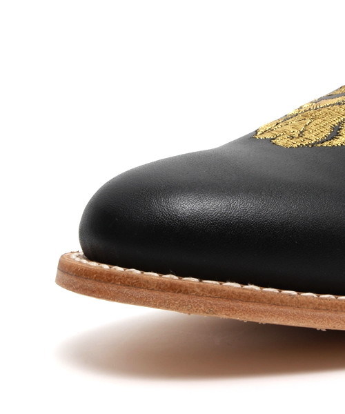 CIAOPANIC（チャオパニック）の「【CAMINAND】EmbroiderySlipOn（その他シューズ・メンズ・ブラウン/ブラック・9/8）」の6枚目の写真