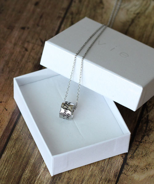 【vie】ステンレスネックレス（ネックレス）｜TONE SELECT GOODS（トーンセレクトグッズ）