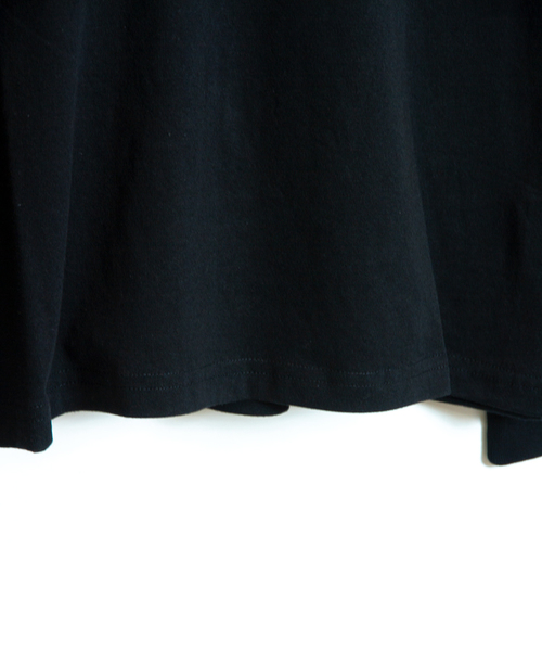 RVCA(ルーカ)の「RVCA-BIG FLIP RVCA LS TEE(AJ042054)(Tシャツ/カットソー・メンズ・ホワイト/ブラック・M/L)」の5枚目の写真
