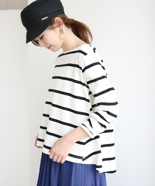 AMERICAN HOLIC(アメリカンホリック)の「【2020SS】ボーダーAラインフレアプルオーバー *(Tシャツ/カットソー)」|オフホワイト