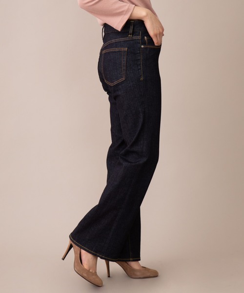 Munich(ミューニック)の「ウォッシュ10.5ozハイブリッドデニム フレアパンツ(デニムパンツ・レディース・ブラック/インディゴブルー・S/M/XS/XXS)」の7枚目の写真