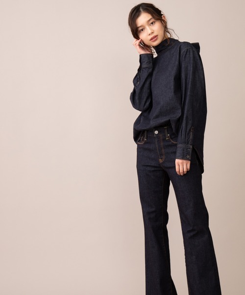 Munich(ミューニック)の「ウォッシュ10.5ozハイブリッドデニム フレアパンツ(デニムパンツ・レディース・ブラック/インディゴブルー・S/M/XS/XXS)」の13枚目の写真