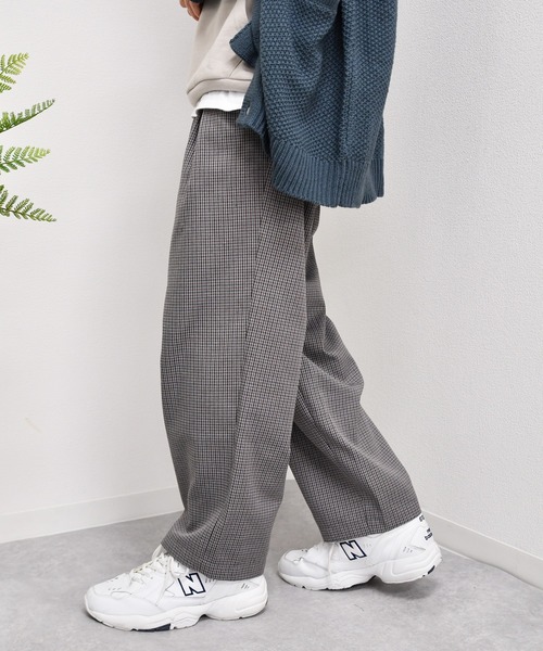kutir(クティール)の「1タックチェックパンツ(その他パンツ・メンズ・ダークブラウン/ネイビー/グレー・SMALL/MEDIUM/LARGE)」の2枚目の写真