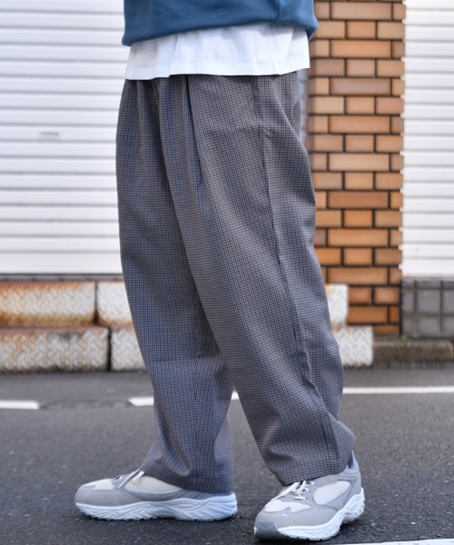 kutir(クティール)の「1タックチェックパンツ(その他パンツ・メンズ・ダークブラウン/ネイビー/グレー・SMALL/MEDIUM/LARGE)」の4枚目の写真