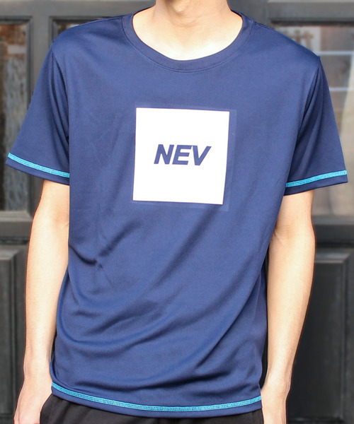 NEV(ネブ)の「DRY MESH リフレクターロゴプリント 半袖Tシャツ カットソー(Tシャツ/カットソー・メンズ・ネイビー/ブラック/オフホワイト・L/XL/M)」の8枚目の写真