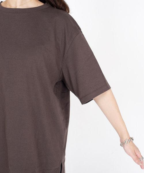 SHIPS(シップス)の「BRING Material×オーガニックコットン スリットロングTEE◇(Tシャツ/カットソー・レディース・ホワイト/ブラック/ブラウン/グリーン・ONE SIZE)」の11枚目の写真