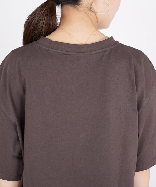 SHIPS(シップス)の「BRING Material×オーガニックコットン スリットロングTEE◇(Tシャツ/カットソー・レディース・ホワイト/ブラック/ブラウン/グリーン・ONE SIZE)」の9枚目の写真