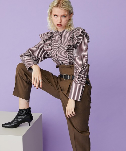 INella（イネラ）の「【INella(イネラ)】ラッフルボリュームスリーブシャツ（シャツ/ブラウス・レディース・ピンク/ブラウン/ブルー・FREE）」の8枚目の写真