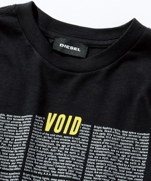 DIESEL(ディーゼル)の「DIESEL(ディーゼル)Kids & Junior プリント長袖ロンTカットソー(Tシャツ/カットソー・キッズ・ホワイト/ブラック・6Y/8Y/14Y/16Y/10Y/12Y/4Y)」の6枚目の写真