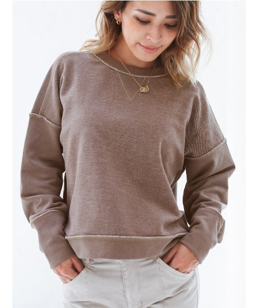 ALEXIA STAM（アリシアスタン）の「【JJ 12月号掲載】V Gazette Sweatshirt/Vガゼットスウェットシャツ（スウェット・レディース・チャコールグレー/ブラウン/グレイッシュベージュ・FREE）」の13枚目の写真