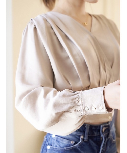 Darich ショルダータックボリュームブラウス美品♡ Darich（ダーリッチ）の「ショルダータックボリュームブラウス（シャツ