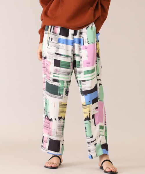 Luftrobe（ルフトローブ）の「《Luftrobe》アートプリントパンツ（その他パンツ・レディース・その他・9号）」の2枚目の写真