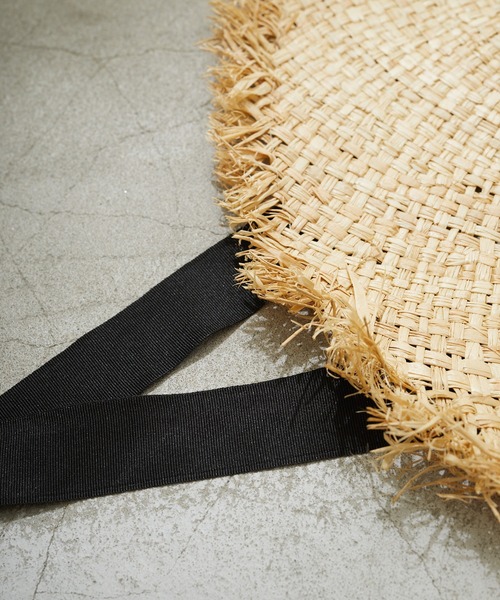 Birthday room（バースデイルーム）の「リボン付きラフィアハット（ハット・レディース・ブラック/グレイッシュベージュ・FREE）」の3枚目の写真