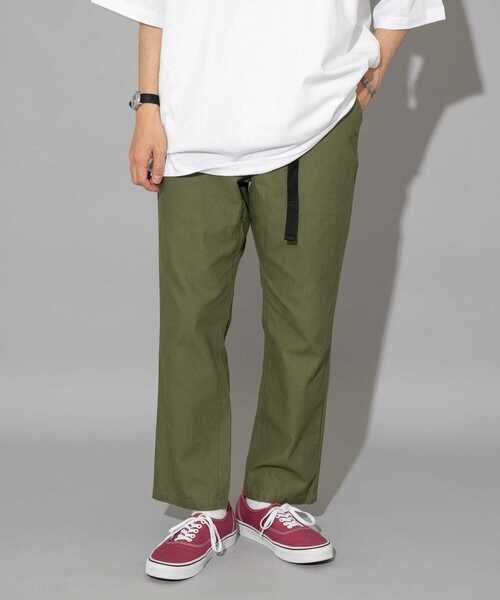 ITEMS URBANRESEARCH（アイテムズ アーバンリサーチ）の「バックサテン クライミングパンツ（その他パンツ・メンズ・ブラック/カーキ・LARGE/MEDIUM）」の2枚目の写真