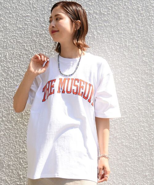 Russell Athletic（ラッセルアスレティック）の「【WEB限定/SHIPS別注】RUSSELL ATHLETIC: カレッジ プリント Tシャツ（Tシャツ/カットソー・メンズ・ホワイト/ブラック/グレー/オフホワイト・SMALL/MEDIUM/LARGE/X-LARGE）」の15枚目の写真