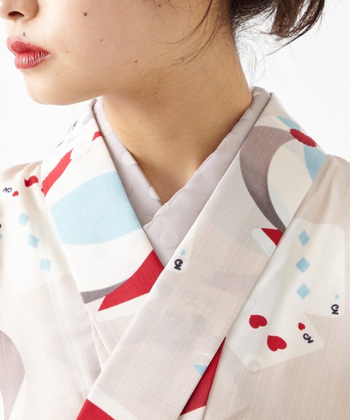 ふりふ(フリフ)の「オパールドット半襟(和装小物・レディース・ブラック/グレイッシュベージュ・FREE)」の6枚目の写真