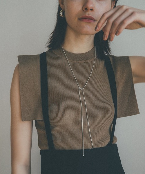 CLANE（クラネ）の「【CLANE(クラネ)】スクエアスリーブニット SQUARE SLEEVE KNIT 10106-2112（ニット/セーター・レディース・ホワイト/ブラック/ベージュ/オレンジ・1）」の3枚目の写真