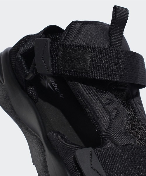 Reebok（リーボック）の「FURYLITE SANDAL / フューリーライト サンダル（サンダル・メンズ・ブラック/ブラック×ホワイト・23.0cm/24.0cm/25.0cm/26.0cm/27.0cm/28.0cm/29.0cm/30.0cm）」の4枚目の写真