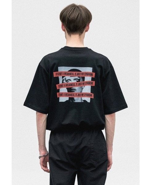 ONA（オーエヌエー）の「『ONA/オーエヌエー』IT JUST SHORT SLEEVE TEE/バックプリント半袖Tシャツ（Tシャツ/カットソー・メンズ・ホワイト/ブラック・M/L）」の16枚目の写真