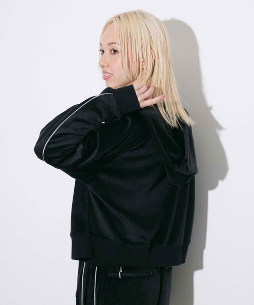 X-girl（エックスガール）の「VELOUR ZIP UP HOODIE（パーカー