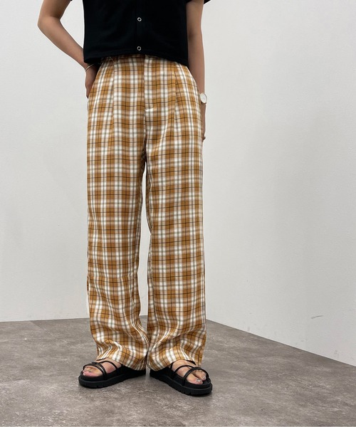 apres jour mignon(アプレジュールミニョン)の「チェックストレートパンツ【ZOZOTOWN限定アイテム】(その他パンツ・レディース・オレンジ系その他/グリーン系その他/ブラック系その他・X-LARGE/SMALL/MEDIUM)」の7枚目の写真