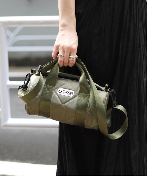 SLOBE IENA（スローブイエナ）の「【OUTDOOR/アウトドア】SLOBE別注キルトミニロールショルダーバッグ◆（ショルダーバッグ・レディース・ベージュ/カーキ・FREE）」の14枚目の写真