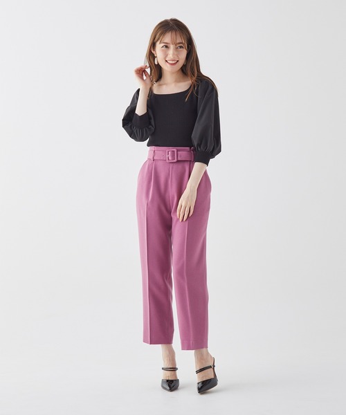 BE RADIANCE（ビーラディエンス）の「ベルト付タックパンツ（その他パンツ・レディース・グレー/ピンク/ブラウン/ブルー・FREE）」の4枚目の写真