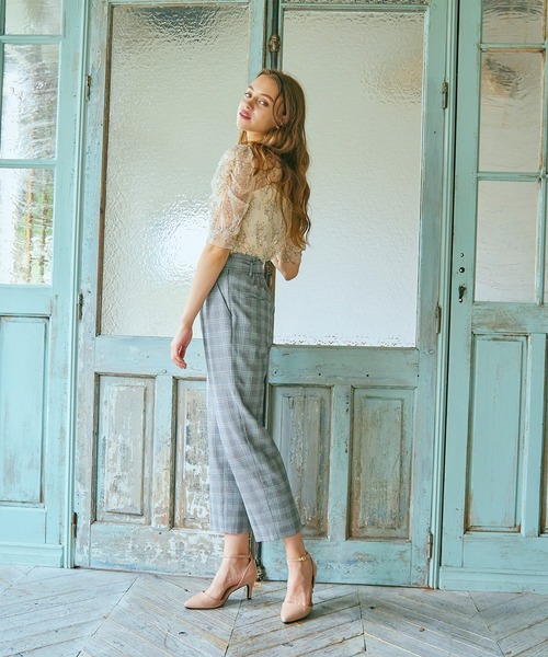 BE RADIANCE（ビーラディエンス）の「ベルト付タックパンツ（その他パンツ・レディース・グレー/ピンク/ブラウン/ブルー・FREE）」の9枚目の写真