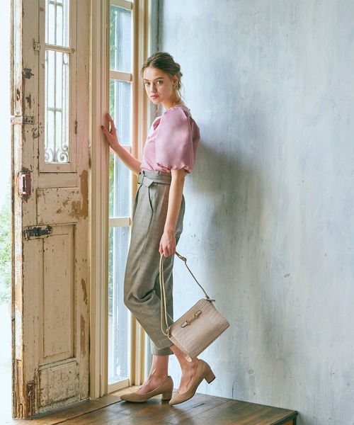 BE RADIANCE（ビーラディエンス）の「ベルト付タックパンツ（その他パンツ・レディース・グレー/ピンク/ブラウン/ブルー・FREE）」の14枚目の写真