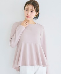 coca（coca）（コカ）の「＼お気に入り2万越え・再入荷／エンボス加工裾フレアトップス（Tシャツ/カットソー）」