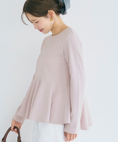 エンボス加工裾フレアトップス（Tシャツ/カットソー）｜coca（coca