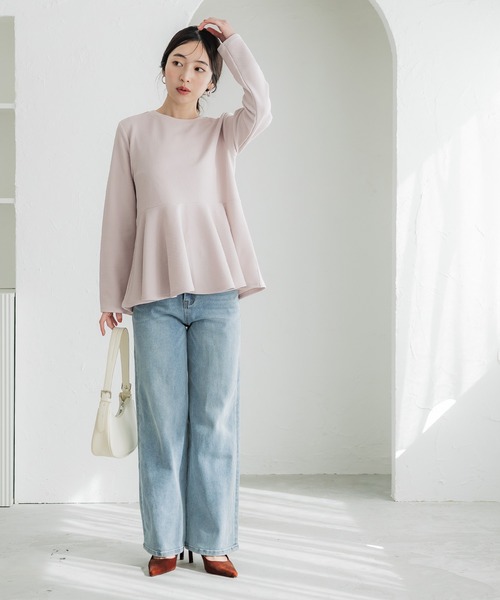 エンボス加工裾フレアトップス（Tシャツ/カットソー）｜coca（coca