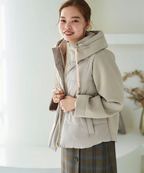 le.coeur blanc(ルクールブラン)の「【WEB限定】ボンディング×ダウンショートブルゾン(ダウンジャケット/コート・レディース・ブラック/ベージュ/ライトグリーン・38)」の8枚目の写真